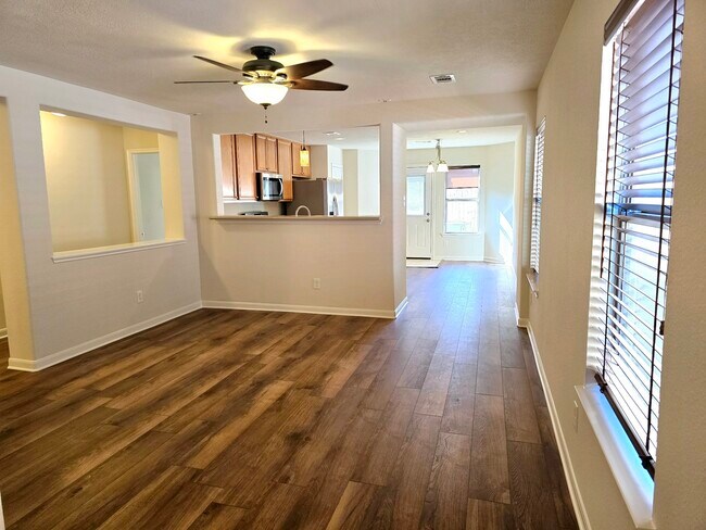Foto del edificio - 3003 Peachstone Pl