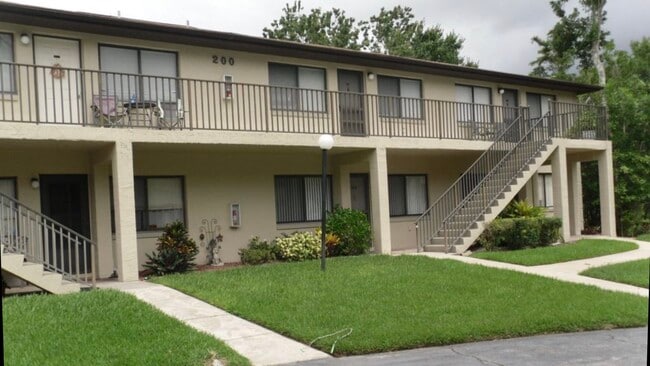 Building 200 - 1601 Big Tree Rd