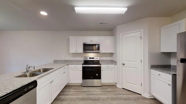 Building Photo - 1516 Tamarino Dr