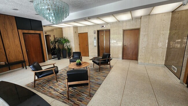 Foto del edificio - 222 N Marion St