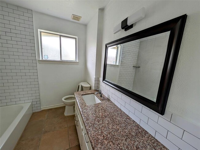 Building Photo - 9302 McAvoy Dr