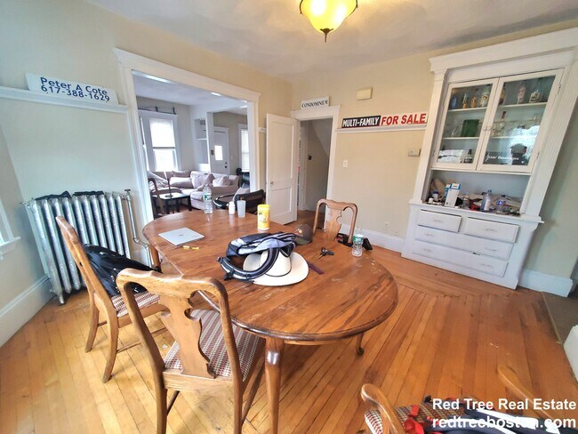 Building Photo - 217 Boston Ave