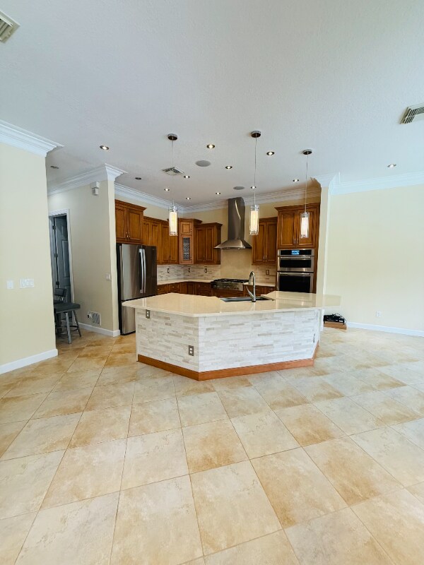 Building Photo - 5588 SW Bellflower Ct