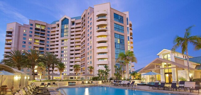 Foto del edificio - 8775 Costa Verde Blvd
