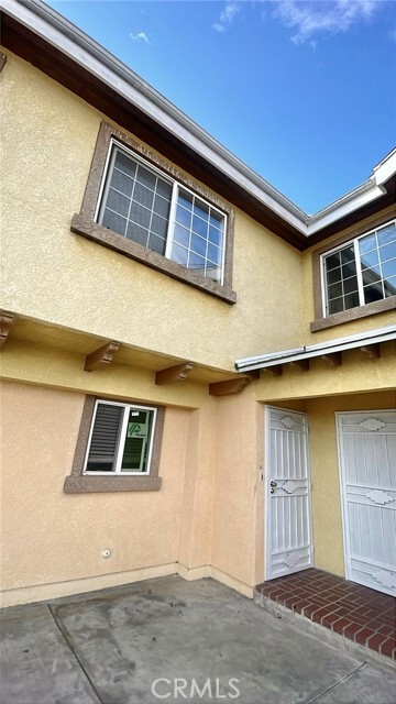Foto del edificio - 1073 W 112th St