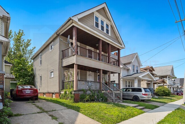 Building Photo - 3464 W 91st St