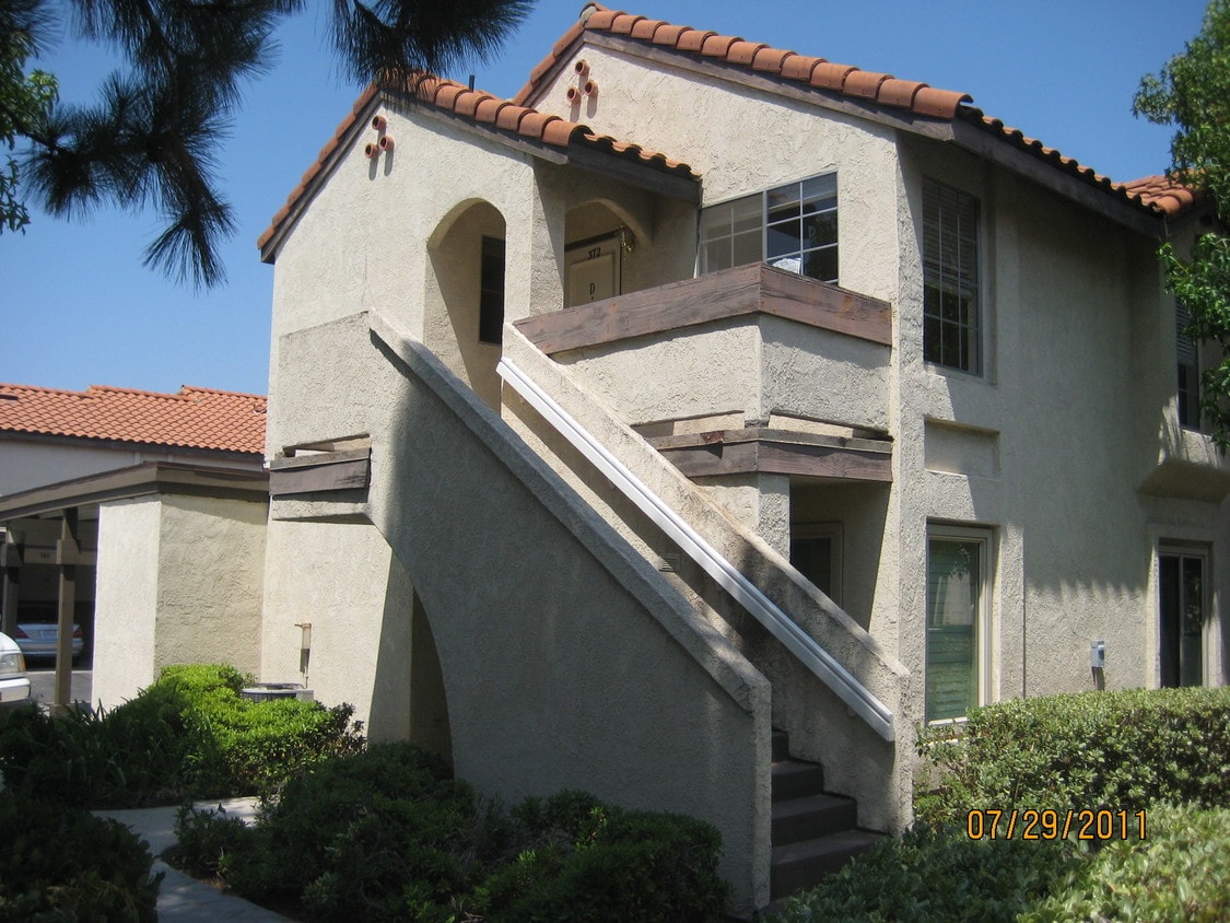 Subject Top Floor Condo - 26181 Sanz