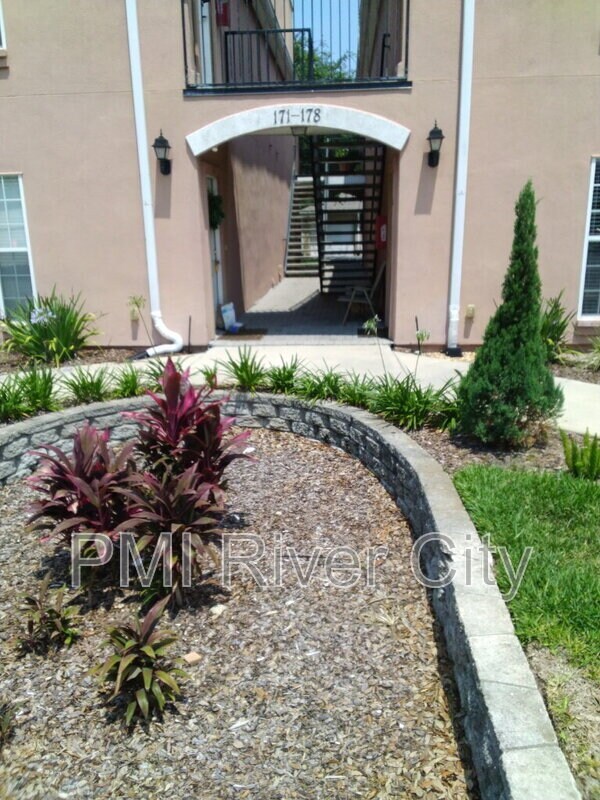 Building Photo - 175 Jardin De Mer Pl