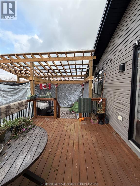 Building Photo - 55 Clara Cres