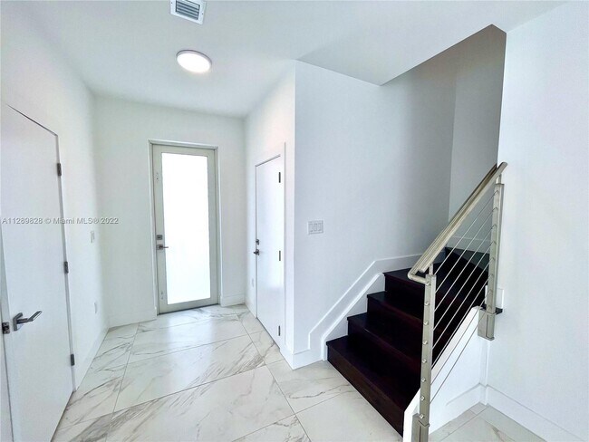 Foto del edificio - 10362 NW 67th Terrace