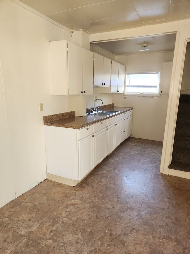 Foto del edificio - 3 BR near University of Saint Francis