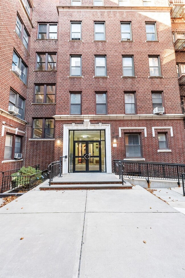 Building Photo - 277 Harrison Ave