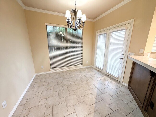 Foto del edificio - 17115 Cedar Dr
