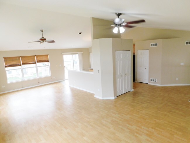 Foto del edificio - 1716 Fieldstone Ct