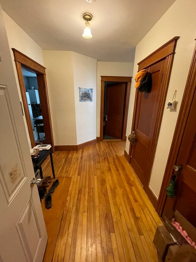 19 Fessenden St Unit 1, Portland, ME 04103 Apartments in Portland