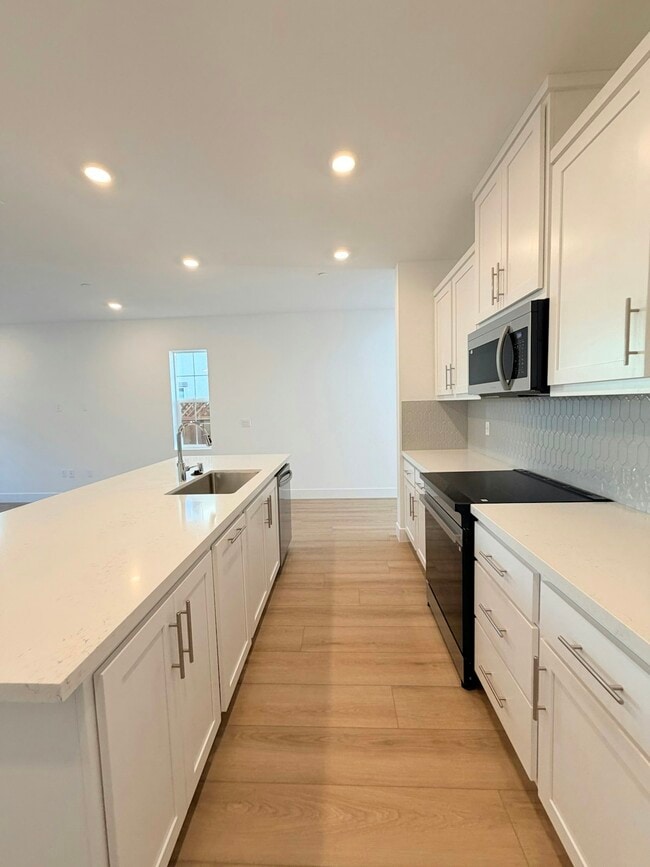 Foto del edificio - 397 N Paso Robles Dr