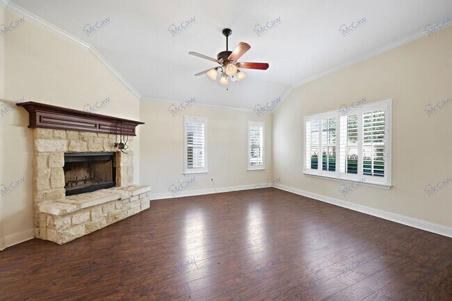 Foto del edificio - 2725 Westglen Dr