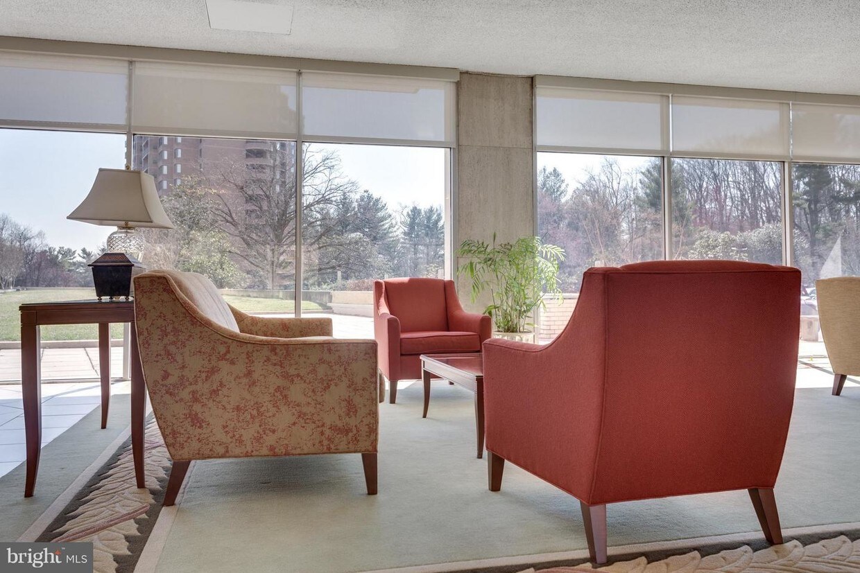 10201 Grosvenor Pl Unit 616, Rockville, MD 20852 Condo for Rent in