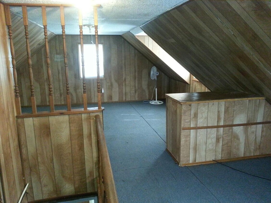 Building Photo - 1828 Maryland Ave