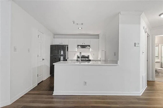 Building Photo - 2212 River Heights Ct SE