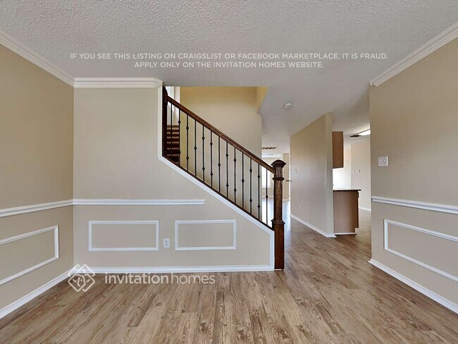 Building Photo - 252 Hilltop Dr