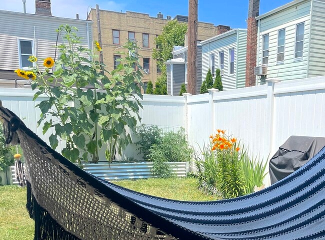 Building Photo - 7 Duncan Ct