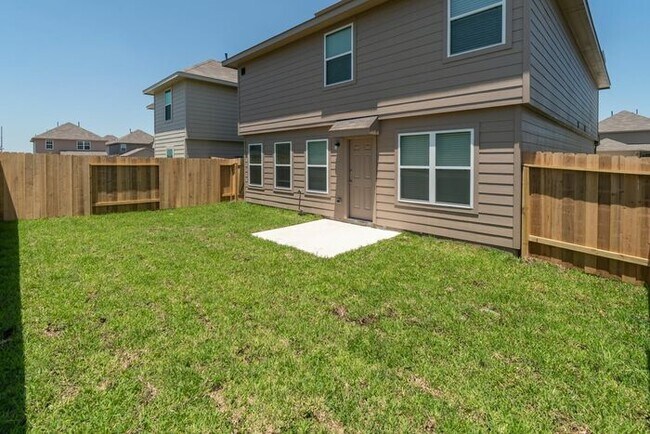 Foto del edificio - 16923 Lacey Bell Ln