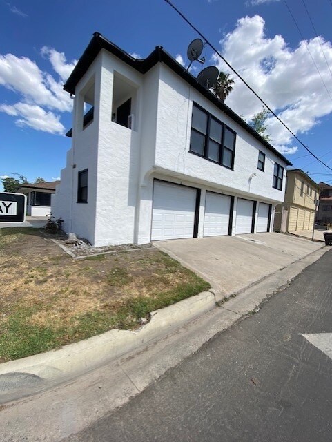 Foto principal - 1597 N Van Ness Ave