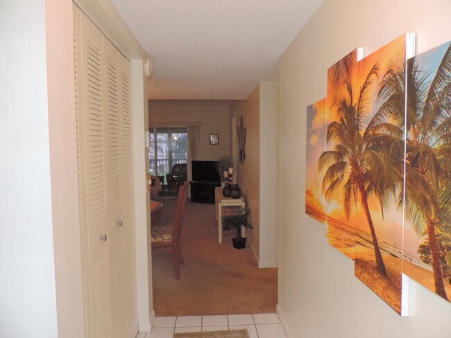 Foto del edificio - 18081 SE Country Club Dr