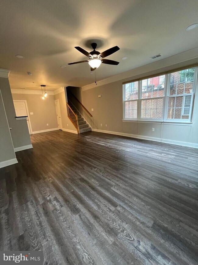 Building Photo - 87 Swanton Ln