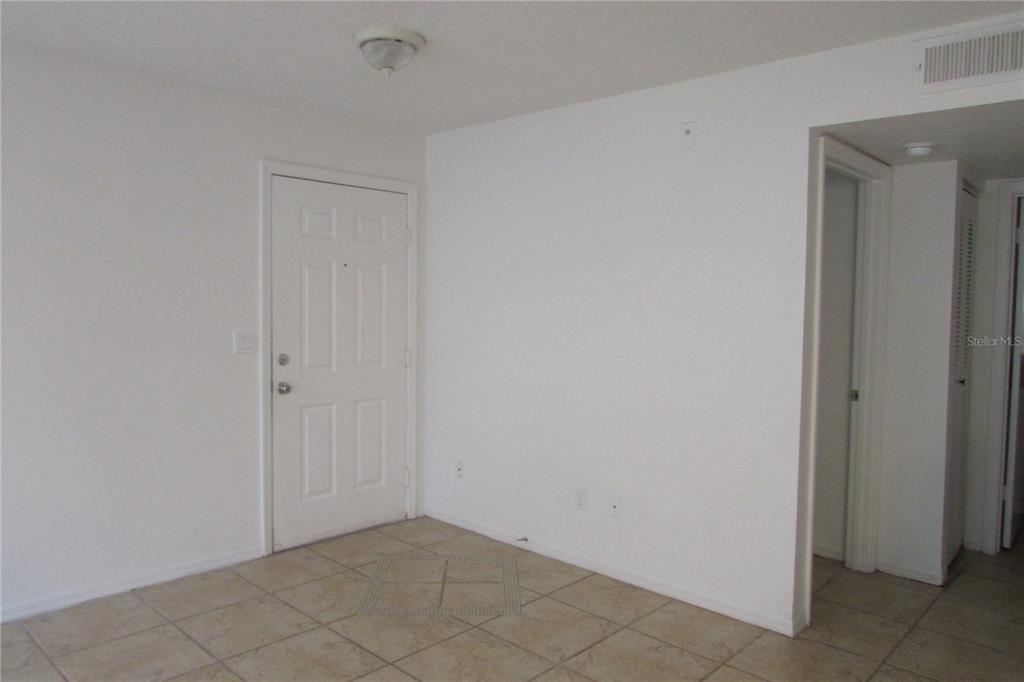 Building Photo - 1031 S Hiawassee Rd