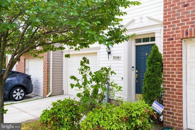 Foto del edificio - 9544 Guilford Rd