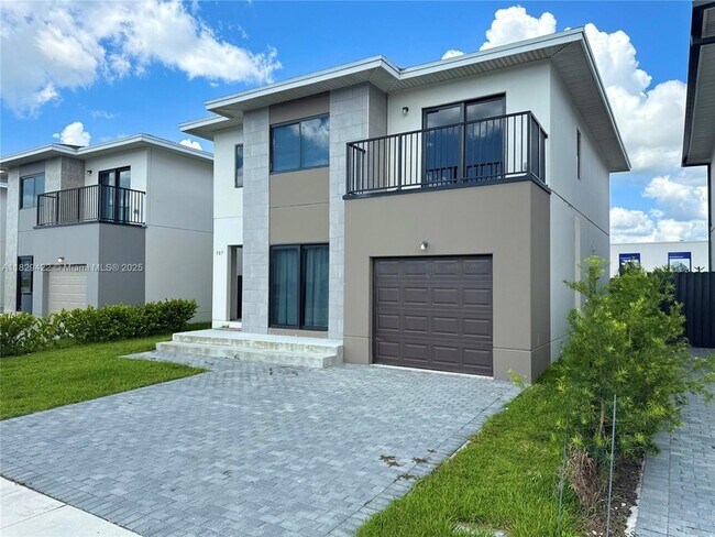 Foto del edificio - 307 NW 13th Pl