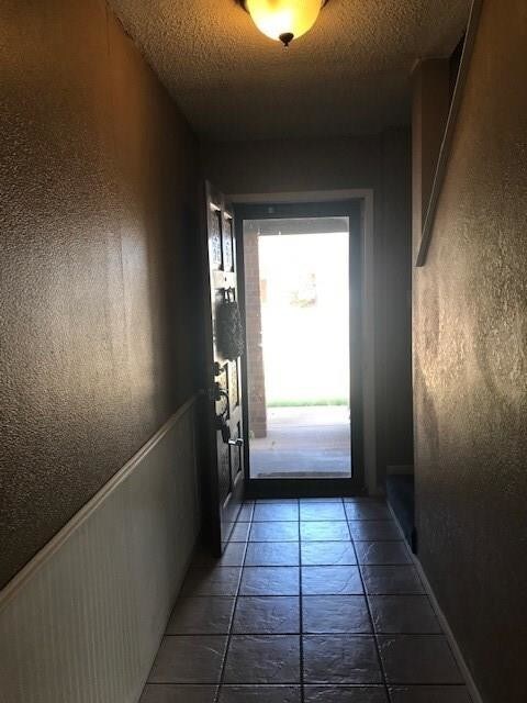 Building Photo - 3825 Teel Dr