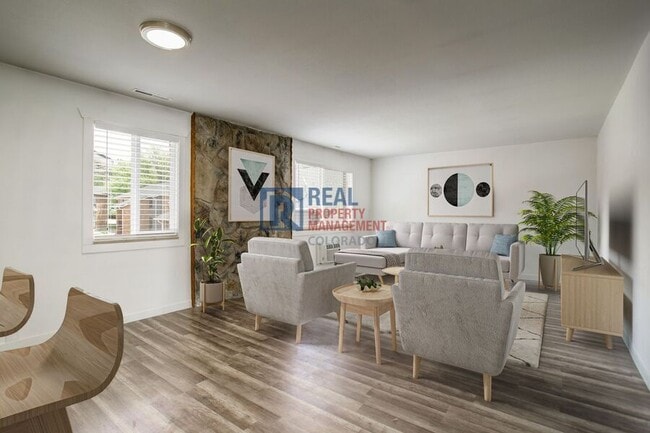 Foto del edificio - 1625 N Murray Blvd