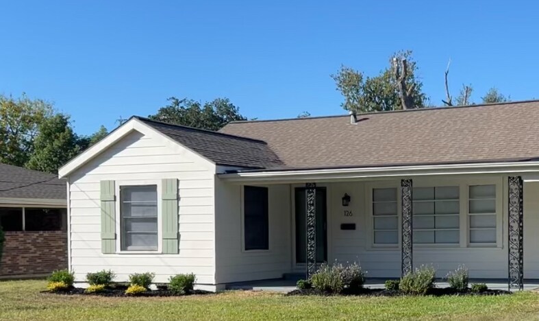 Primary Photo - 126 Spring St