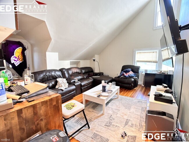 Foto del edificio - 3 br, 2 bath House - 44 Newcastle Rd