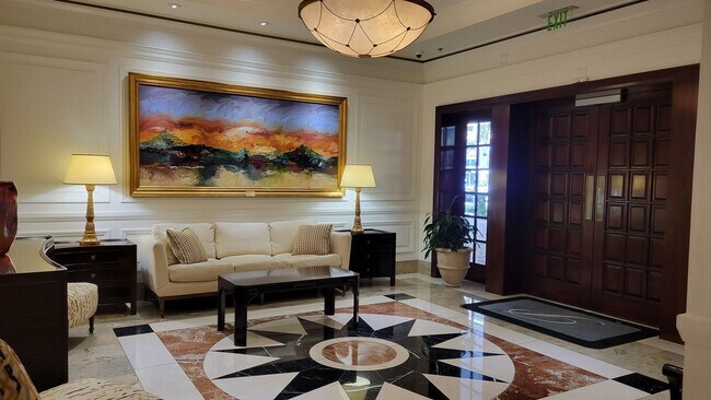 Foto del edificio - Short term ONLY luxury 2/2 condo in the heart of downtown Sarasota