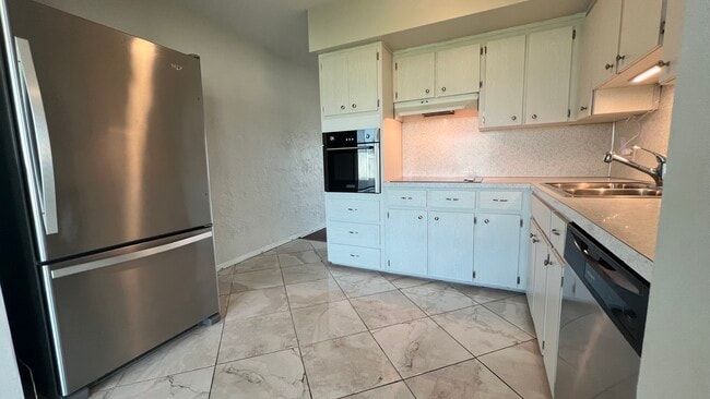 Photo - 2454 Australia Way E Apartment