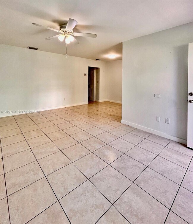 Foto del edificio - 3265 Griffin Rd