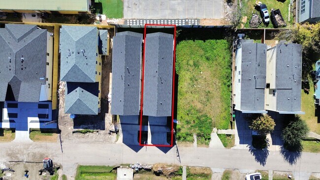 Foto del edificio - 410 E 41st St