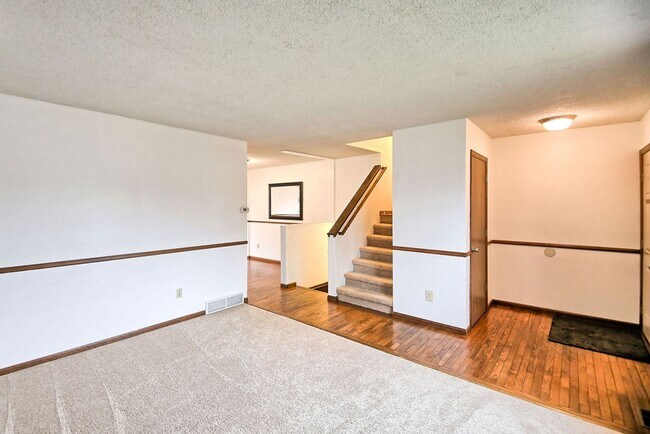 Building Photo - 4-Bedroom Home Near CSU | Fenced Yard & 2-Car Garage