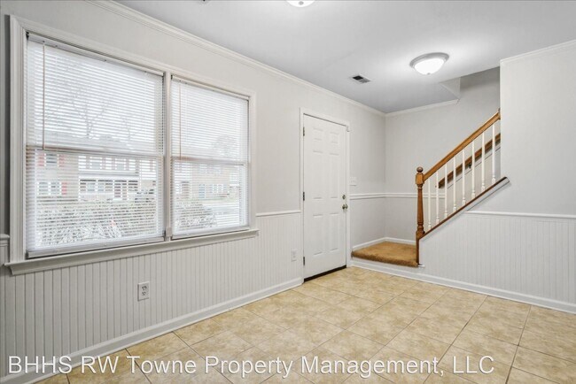 Foto del edificio - 2 br, 1.5 bath House - 100 Haverstraw Court