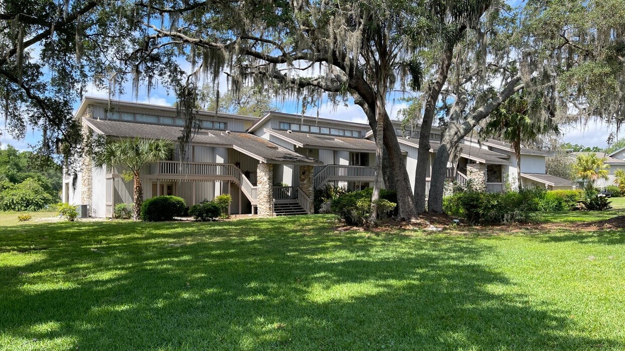 Primary Photo - Priced Right!1 Bed 1 Bath Condo in Grenele...