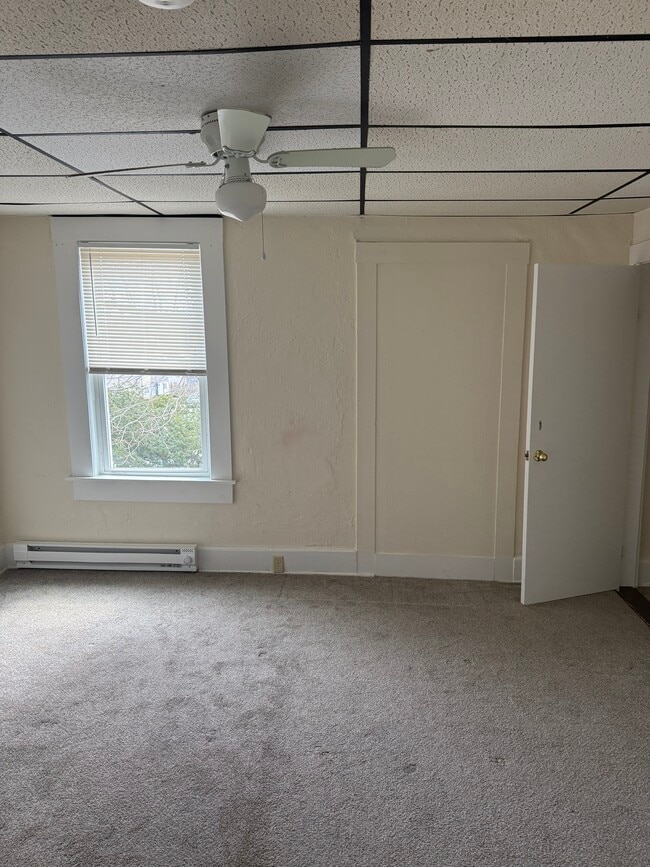 Building Photo - 84 Broad St