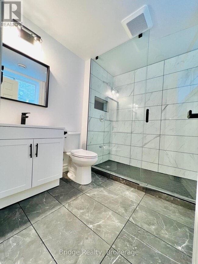 Photo du bâtiment - 169 Hemlock St