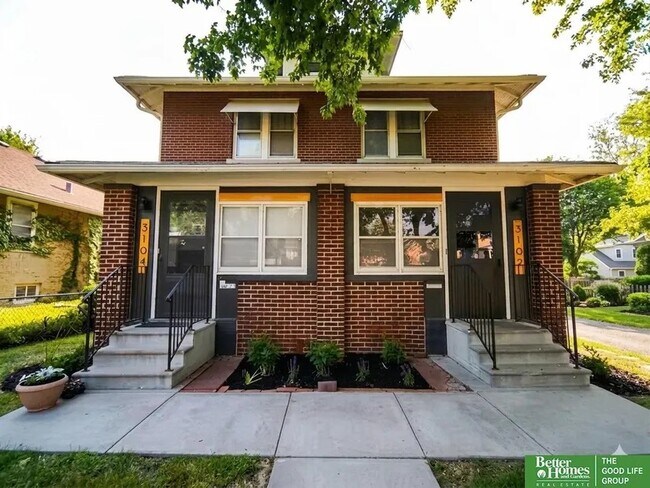 Building Photo - 3104 S 32nd Ave