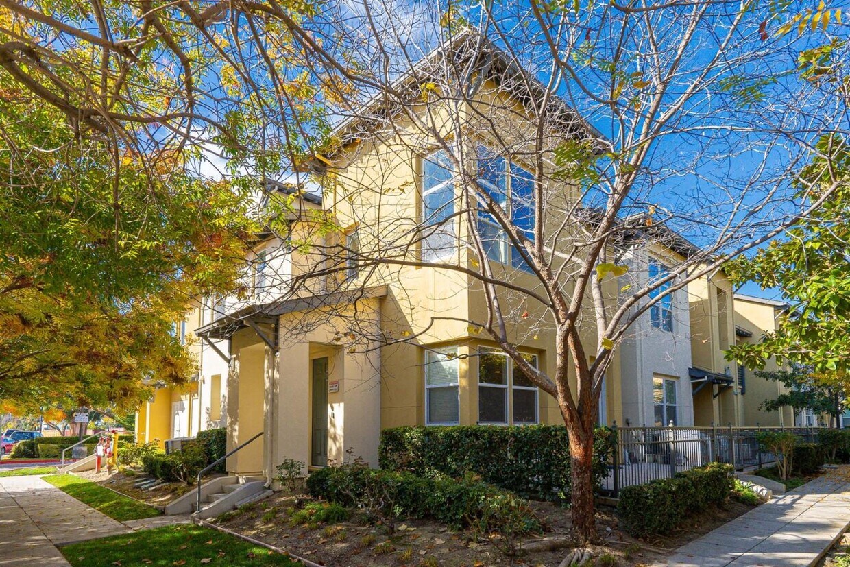 2102 Klassen Wy, San Jose, CA 95131 Townhome Rentals in San Jose CA