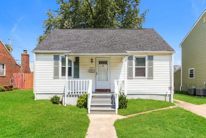 Foto principal - 1507 Leslie Rd