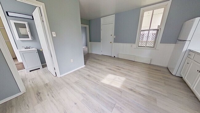 Foto del edificio - 1st Floor Apartment *MOVE IN SPECIAL*